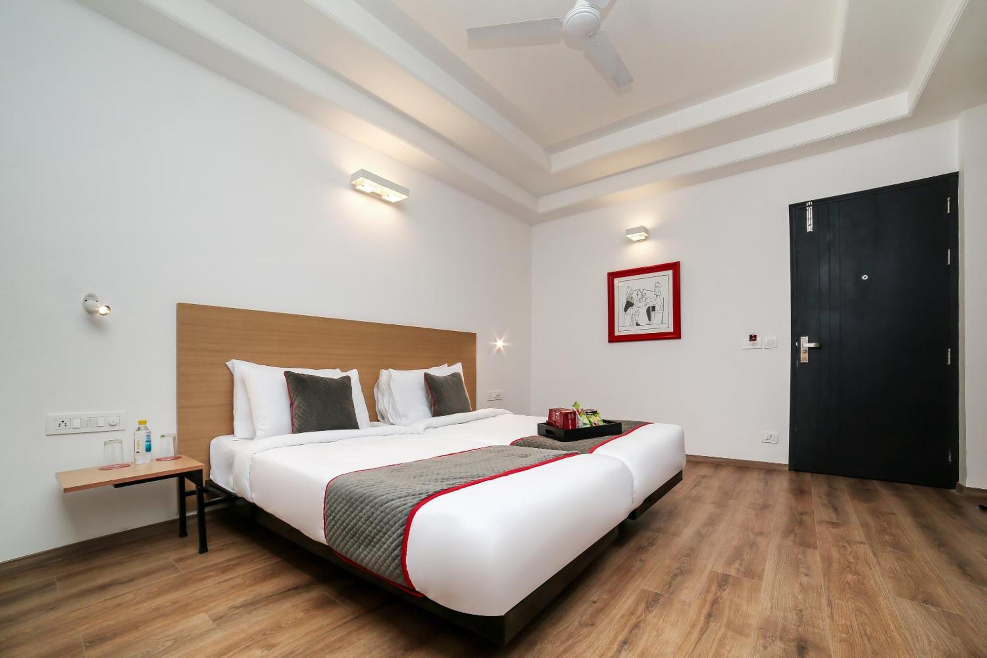 Collection O Townhouse 069 Hotel Gurgaon Exterior foto